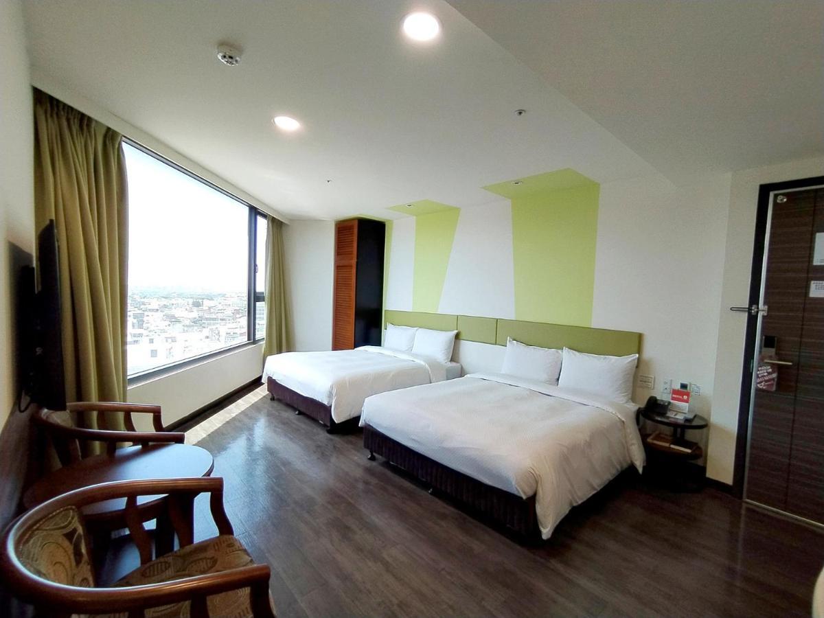 Hotel J Taoyuan Pingzhen Eksteriør bilde