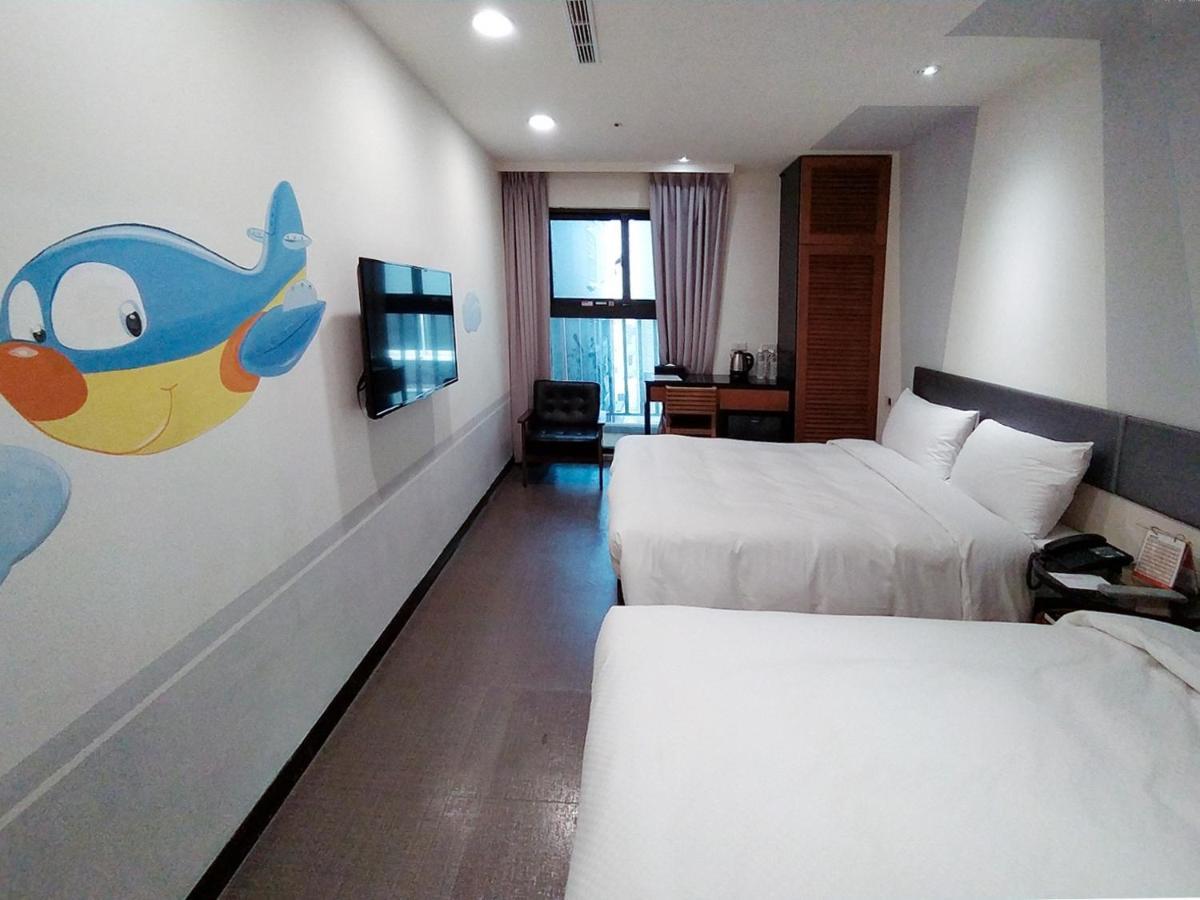 Hotel J Taoyuan Pingzhen Eksteriør bilde