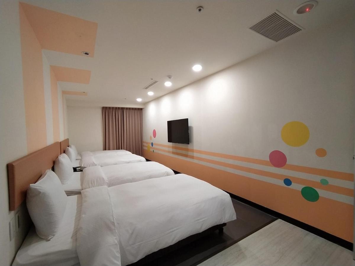 Hotel J Taoyuan Pingzhen Eksteriør bilde