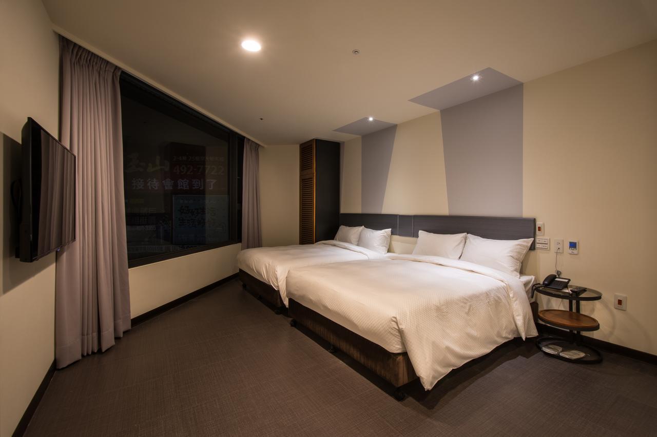 Hotel J Taoyuan Pingzhen Eksteriør bilde